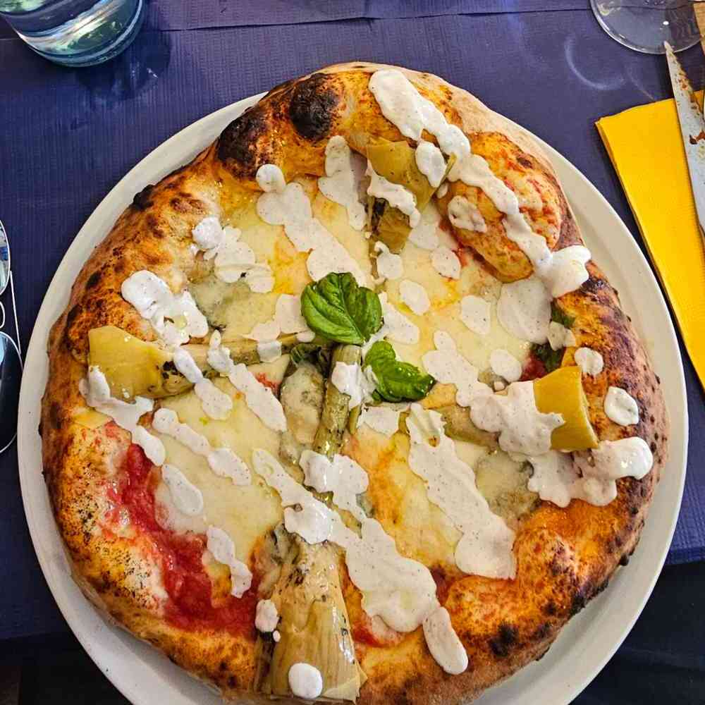 Pizza photo 8 of 13